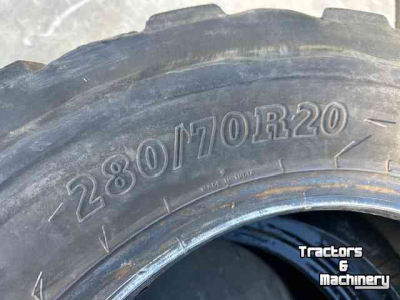 Wheels, Tyres, Rims & Dual spacers Alliance alliance  420/70/r28 bkt voor 280/70/r20