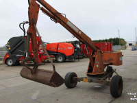 Excavator mobile Argenterio A77 Getrokken kraan graafmachine brede baggerbak slootbak