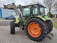 Tractor Claas Celtis 456 met voorlader
