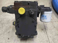 Diverse new spare-parts  rijpomp shovel bondioli pavesi