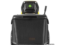 Ride-on mower John Deere X147R