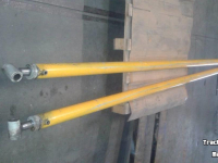 Diverse used spare-parts  Cilinders Dubbelwerkend