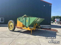 Manure spreader  compost strooier