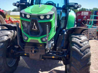 Tractor Deutz-Fahr 6140 agrotron met voorlader
