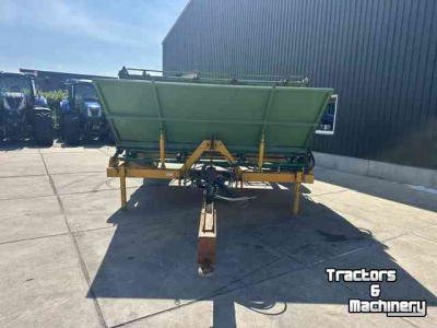 Manure spreader  compost strooier