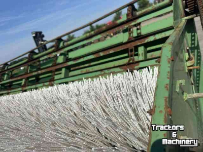 Manure spreader  compost strooier