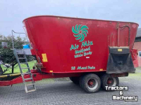 Vertical feed mixer Peecon Airmix Hardox/RVS MaxiTwin