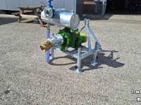 Irrigation pump Rovatti T3K80/2E PTO Pomp op bok