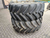Wheels, Tyres, Rims & Dual spacers Case-IH Wielen met 650/65 R38 Goodyear banden