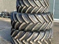 Wheels, Tyres, Rims & Dual spacers  650/65R38   540/65R28