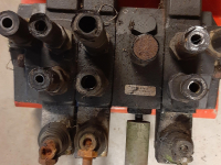 Diverse used spare-parts Schuitemaker SCHUITEMAKER REGELBLOK SCHUITEMAKER BLOKKENWAGEN