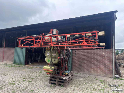 Fieldsprayer Douven 24 meter 1600 liter