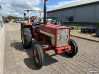 Tractor International 323