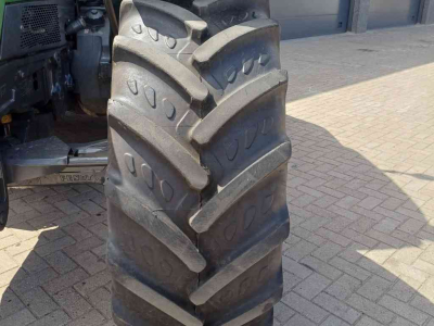 Tractor Fendt 716 Vario com 2