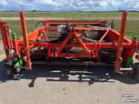 Onion harvester Holaras UM 300F / UR285