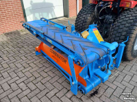 Turf-cutter / Sod-harvester GKB Gkb fieldtopmaker toplaagfrees graszodensnijder