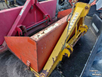 Tractor tipping boxes Peecon TB180