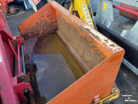 Tractor tipping boxes Peecon TB180
