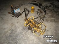 Diverse used spare-parts  servo besturing van een s machine