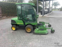 Ride-on mower John Deere 1445