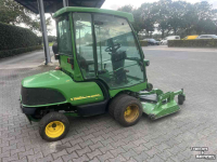Ride-on mower John Deere 1445