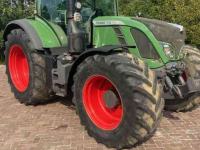 Tractor Fendt 718