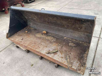 Front-end loader bucket / Front loader bucket  Voorladerbak euro, ca 2 meter breed, bak, grondbak