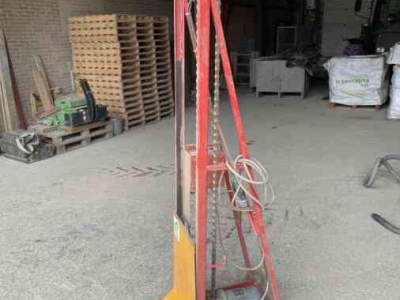 Other conveying equipment and accessories Cebeco zakkenheffer
