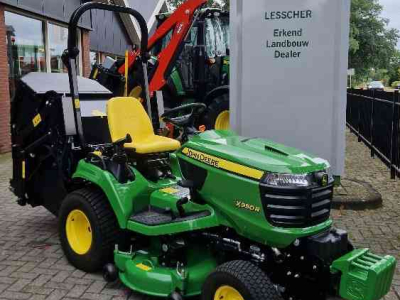 Ride-on mower John Deere X950R