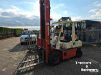 Forklift Nissan 2,5 ton lpg