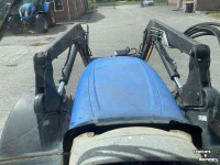 Tractor New Holland T6030 + STOLL ROBUST FR.LDR.