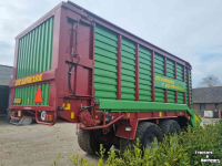 Self-loading wagon Strautmann Giga Vitesse III Duo Plus Opraapwagen