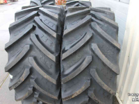 Wheels, Tyres, Rims & Dual spacers BKT 540/65R28 Agrimax RT657 trekkerbanden tractorbanden voorbanden