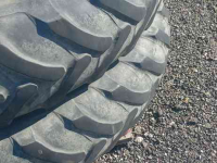 Wheels, Tyres, Rims & Dual spacers Alliance 13.6r48