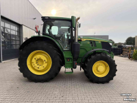 Tractor John Deere 6R215