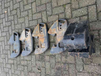 Frontweights Case-IH frontgewichten, 4x 45 kg en 110kg middengewicht