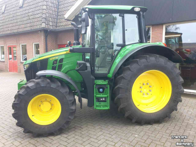 Tractor John Deere 6120M