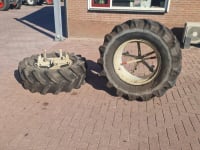 Tractor Molcon DUBBELLUCHT 5 PUNTS MOLCON 420/70R24