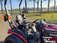Horticultural Tractors Yanmar SA 426 HST  met Voorlader