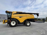 Combine New Holland CX 8.70