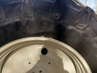 Wheels, Tyres, Rims & Dual spacers Trelleborg  BANDEN 600/65R38