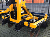 Deep subsoiler McConnel FRUITAERATOR Fruitteelt Diepwoeler - DEMO