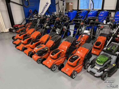 Ride-on mower Husqvarna Husqvarna R316TX. Nieuw! Kawasaki motor!