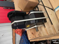 Front-hitch & Pto Zuidberg voor puma LWB