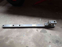 Used parts for tractors Fendt Treklat ondertreklat trekhaak 300 serie