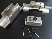Steering lock device Hofstede stuurblokkering stuurslot stuur slot blokkering anti diefstal beveiliging