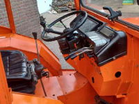 Small-track Tractor Holder 860