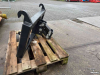Other attachments and accessories GRS GRS-BOKVMEU  Parallogram bok- driepunts- euro -lepelopname tbv veegmachine