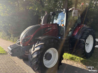 Tractor Valtra T174