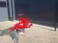 Ploughs YT Agri YT Agri 3 schaar rondgaande ploeg ex demo machine!